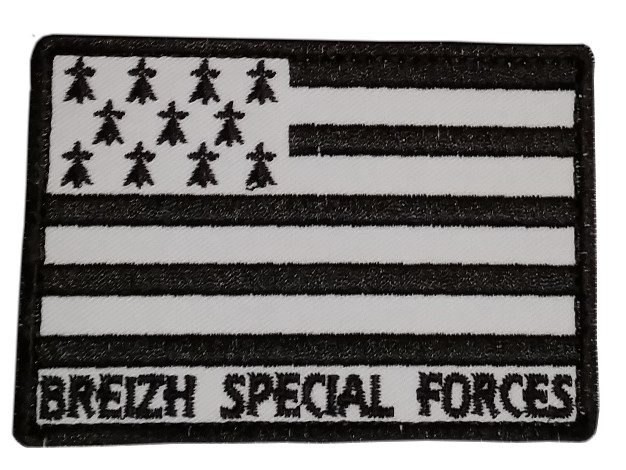 Patch avec le drapeau de la Bretagne et écrit en dessous "Breizh Special Forces"